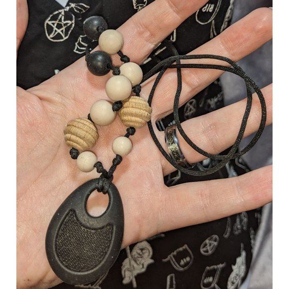 Beaded Silicone Fidget Necklace - Picture 1 of 5